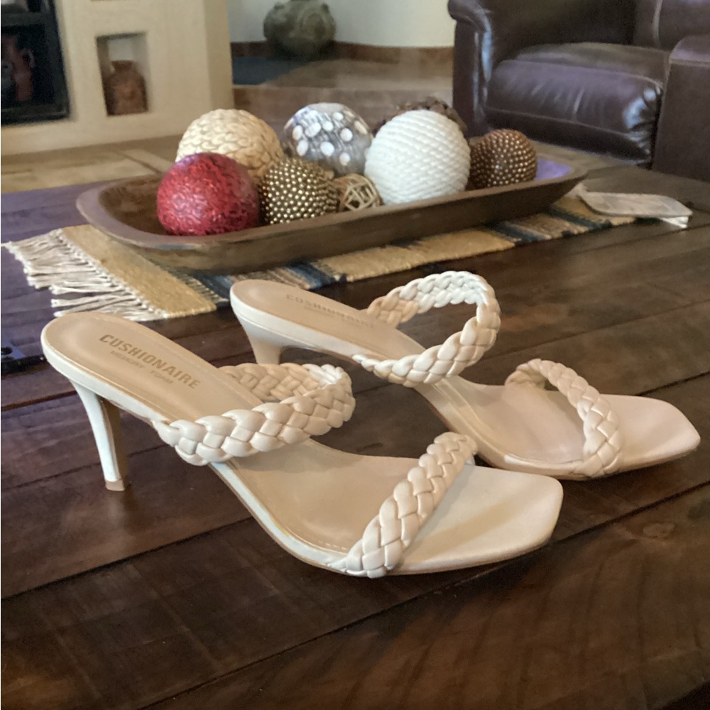 Like new sandals
